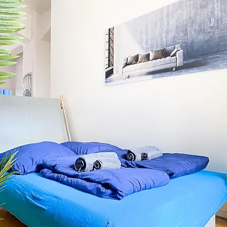 Apartment Grosse 3-raum Luxus-unterkunft Mit 2 Badern, Waschtrockner & Kostenfreier Tiefgarage In Innenstadtnahe *
